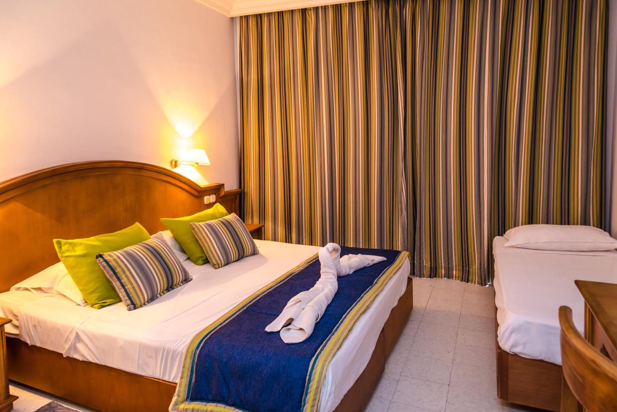 Yadis Hammamet Hotel Екстериор снимка